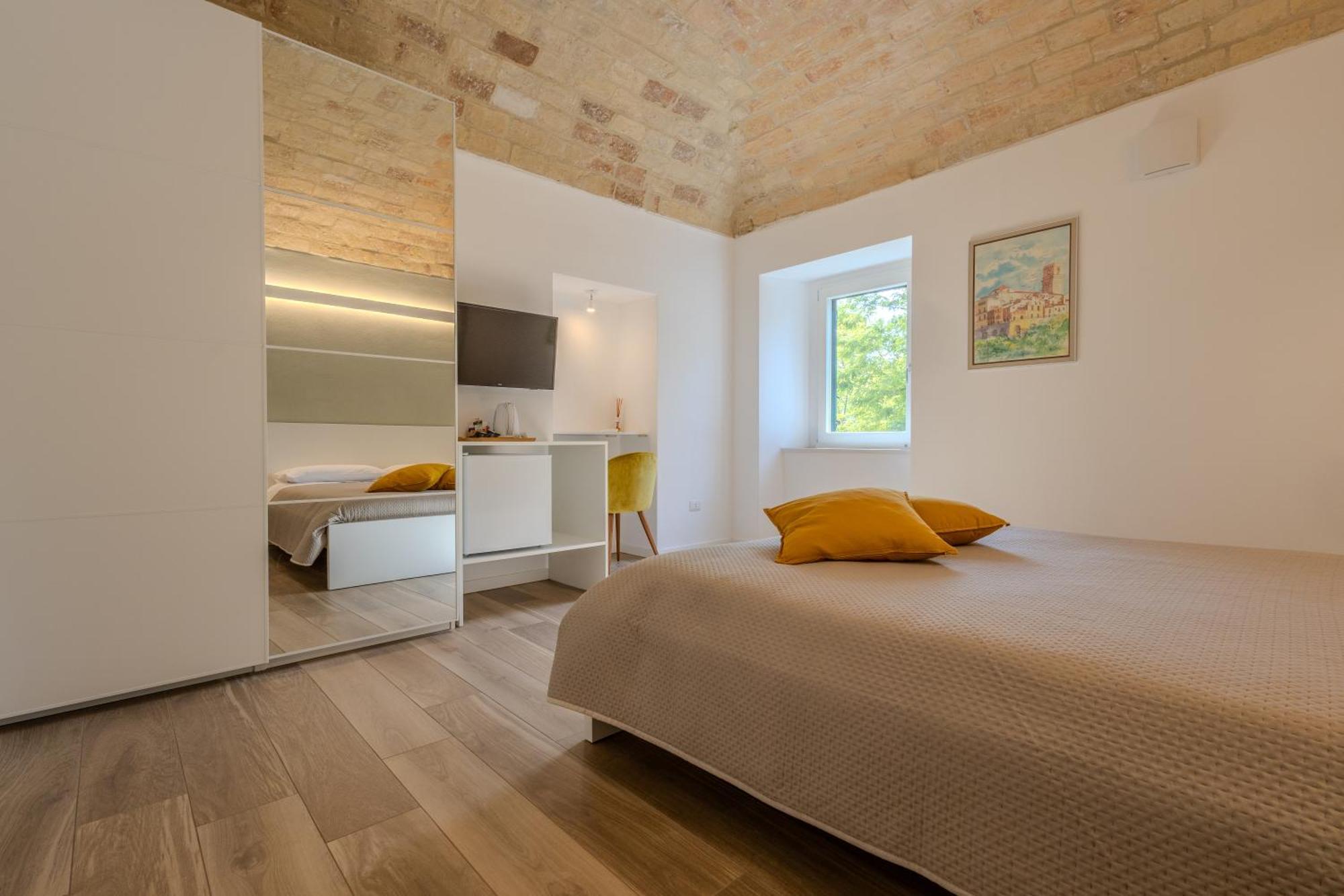 Corso Garibaldi 21 Apartment & Rooms Vasto Exterior photo
